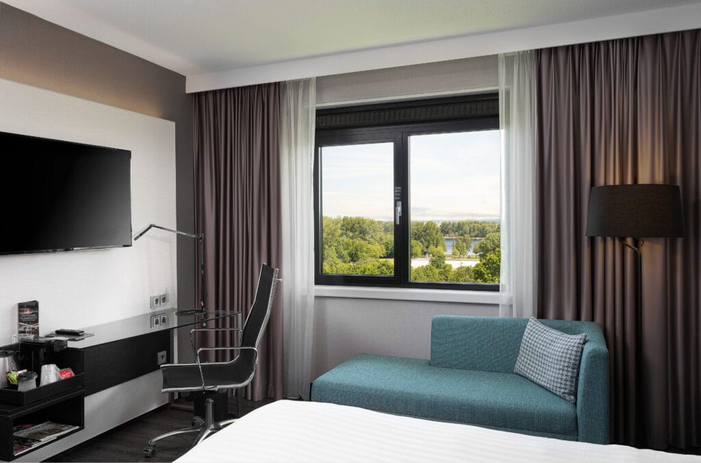 Courtyard by Marriott Amsterdam Airport - Business Superior King